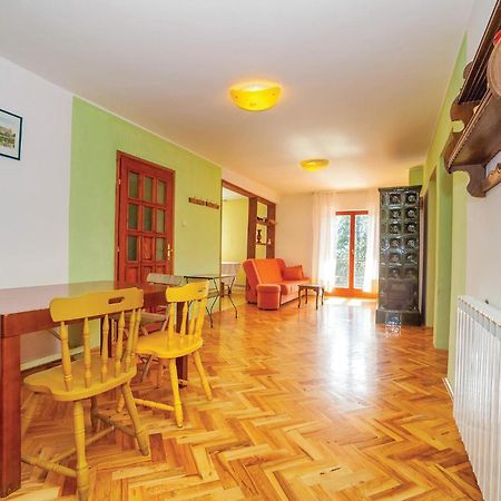 7 Bedroom Pet Friendly Home In Crni Kal Exterior foto
