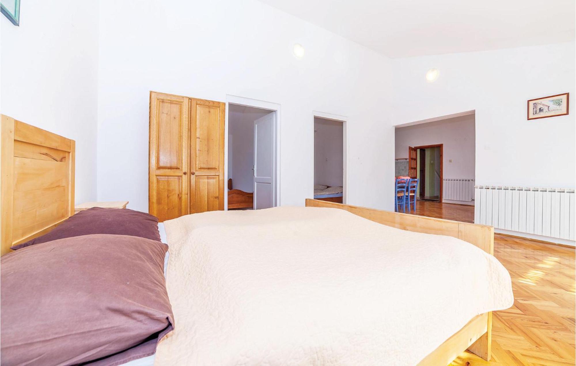 7 Bedroom Pet Friendly Home In Crni Kal Crni Kal  Exterior foto